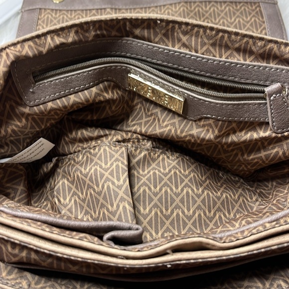 Studded Tan Shoulder/Crossbody or Clutch - Picture 6 of 13